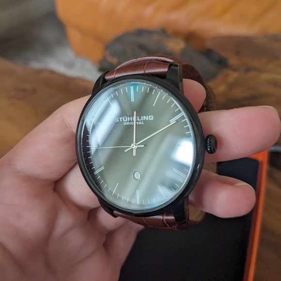 Men's Stuhrling Leather Watch - Picture 6 of 8